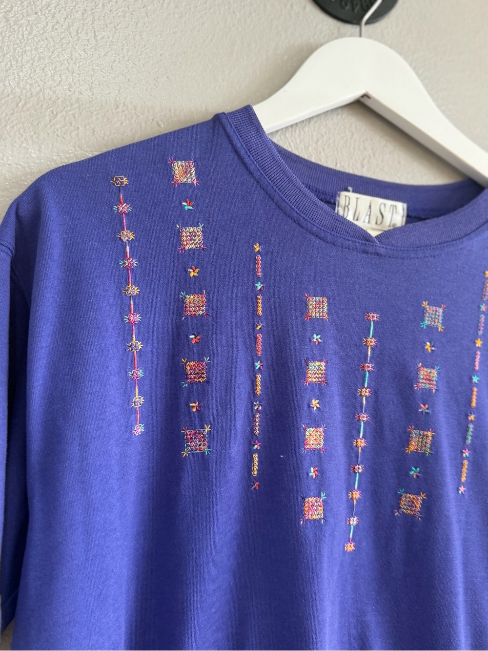 WoMen’s Purple Embroidered Short Sleeve Shirt - Picture 2 of 4